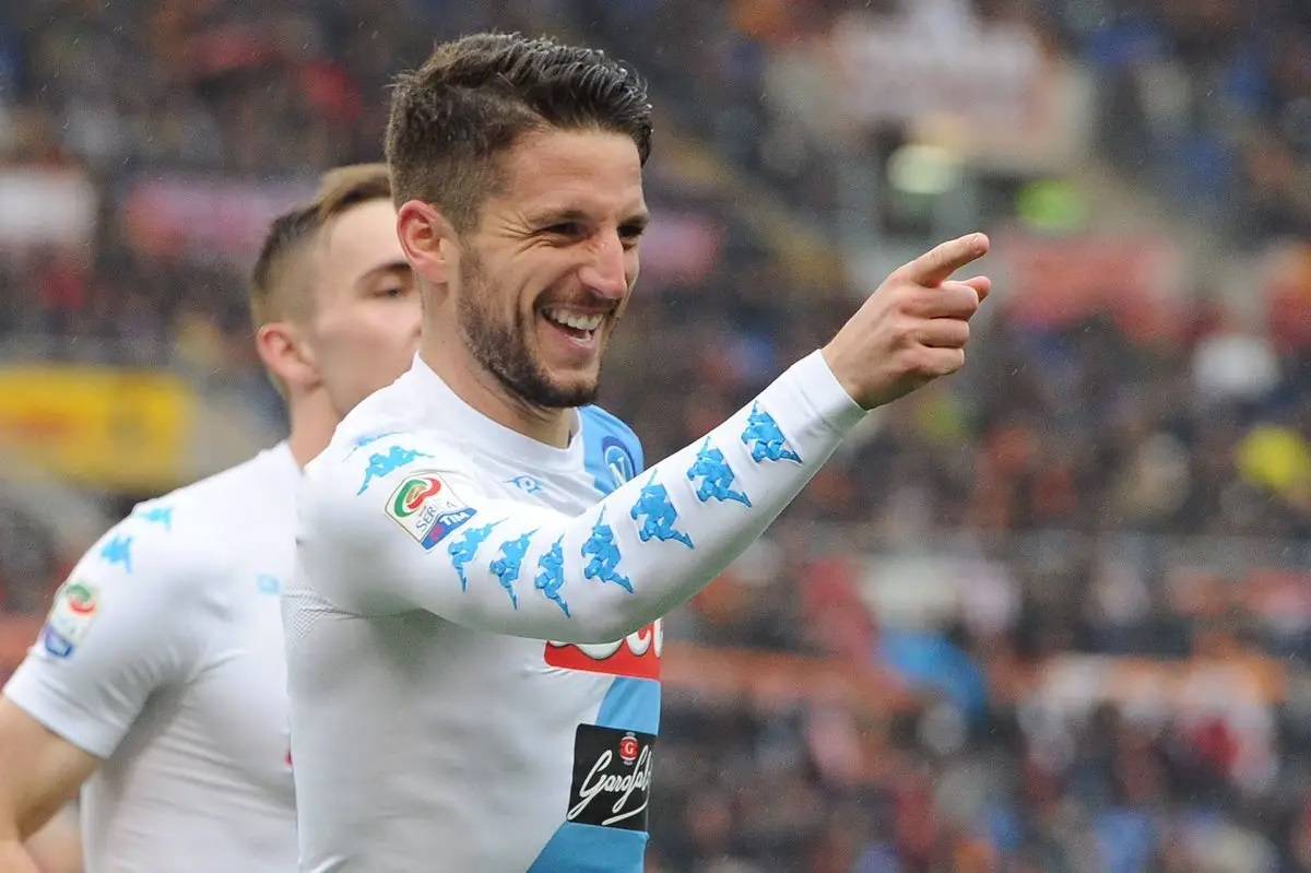 一竞技- 风云突变那不勒斯今晨完成体检；中超版图或变；引发热议；赛程密集仍需轮换