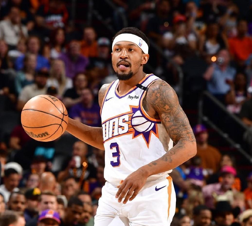 1JJ- 风云突变！费城76人窗口期回应争议，NBA总决赛版图或变，气氛紧张，医务组通报恢复