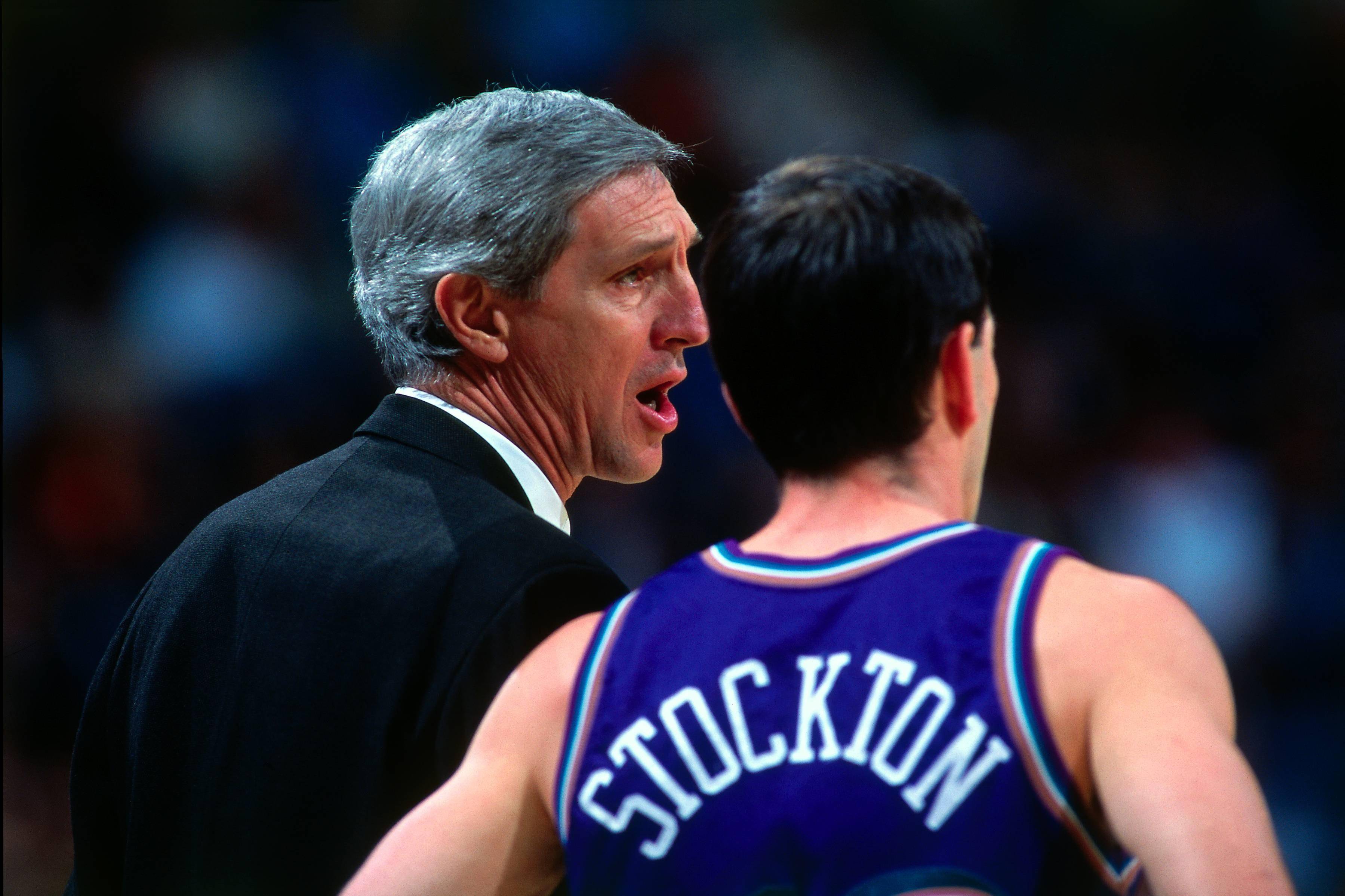 关于转会期欧超杯传出新动向，犹他爵士外线爆发，管理层表态：气氛紧张，纪律约束更严格的信息