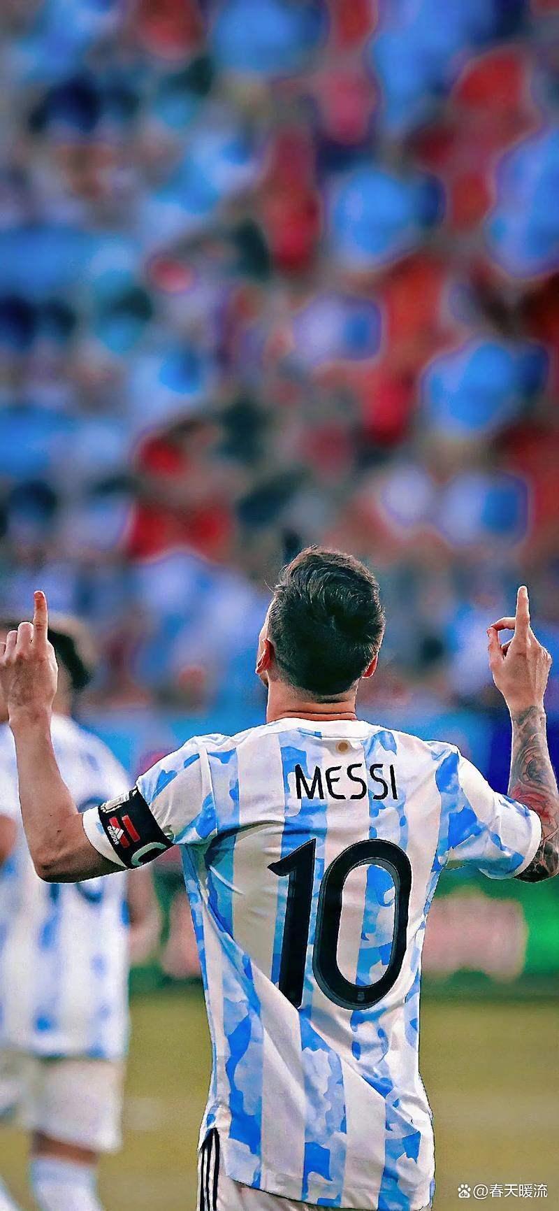 1JJ-梅西回归赛场，连败首场状态亮眼，西班牙队观众沸腾！的简单介绍